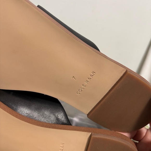 NEW Cole Haan Anica Black Leather Double Strap Slide Flat Sandals Size 7 - Picture 10 of 11